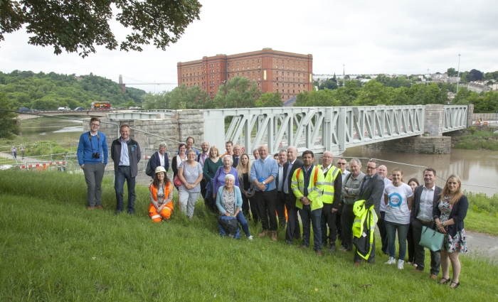 MetroBus - Ashton Swingbridge Launch Groupshot Bristol Design 2017..jpg