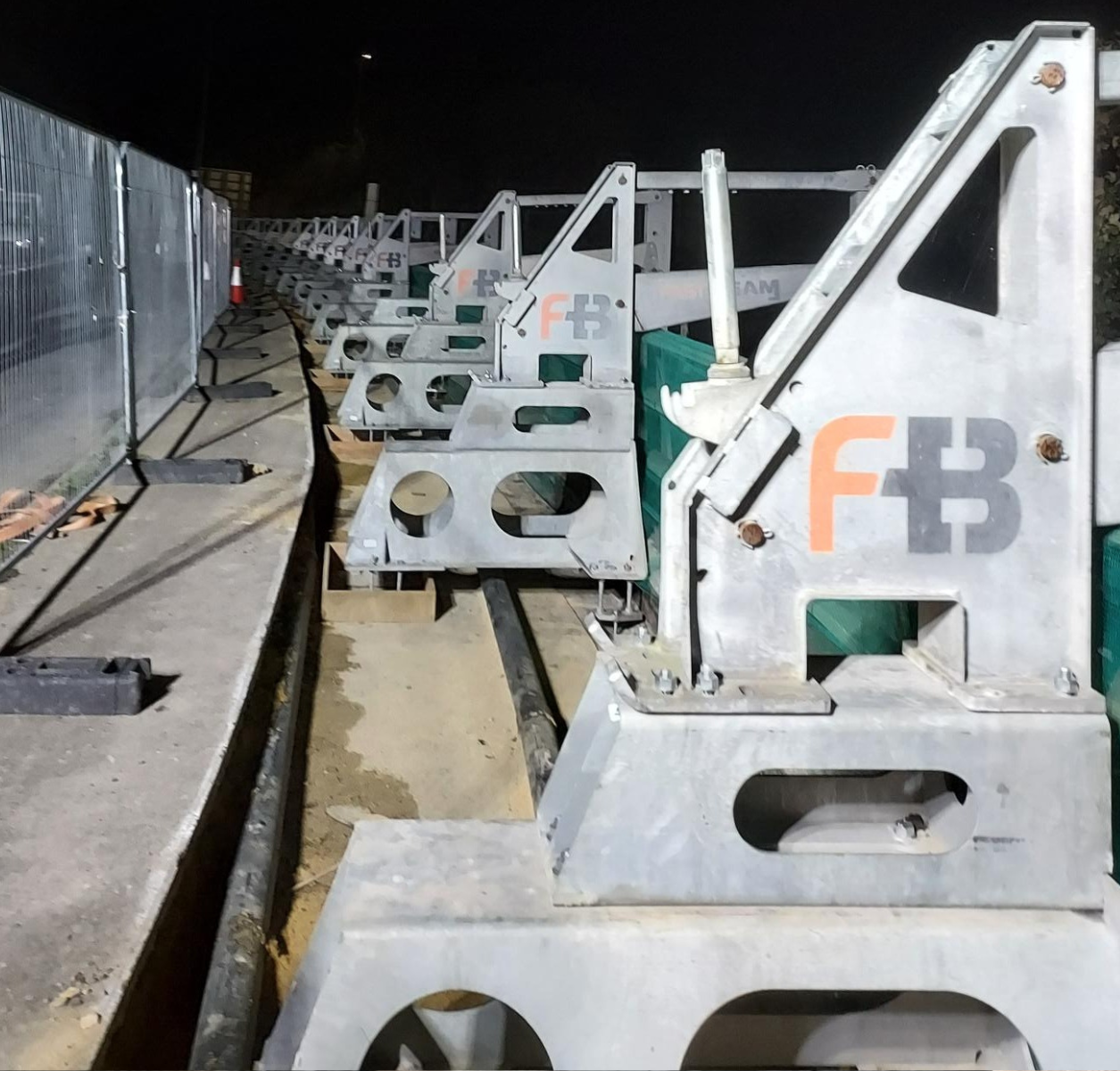 VolkerLaser Fast Beam access solutions at night