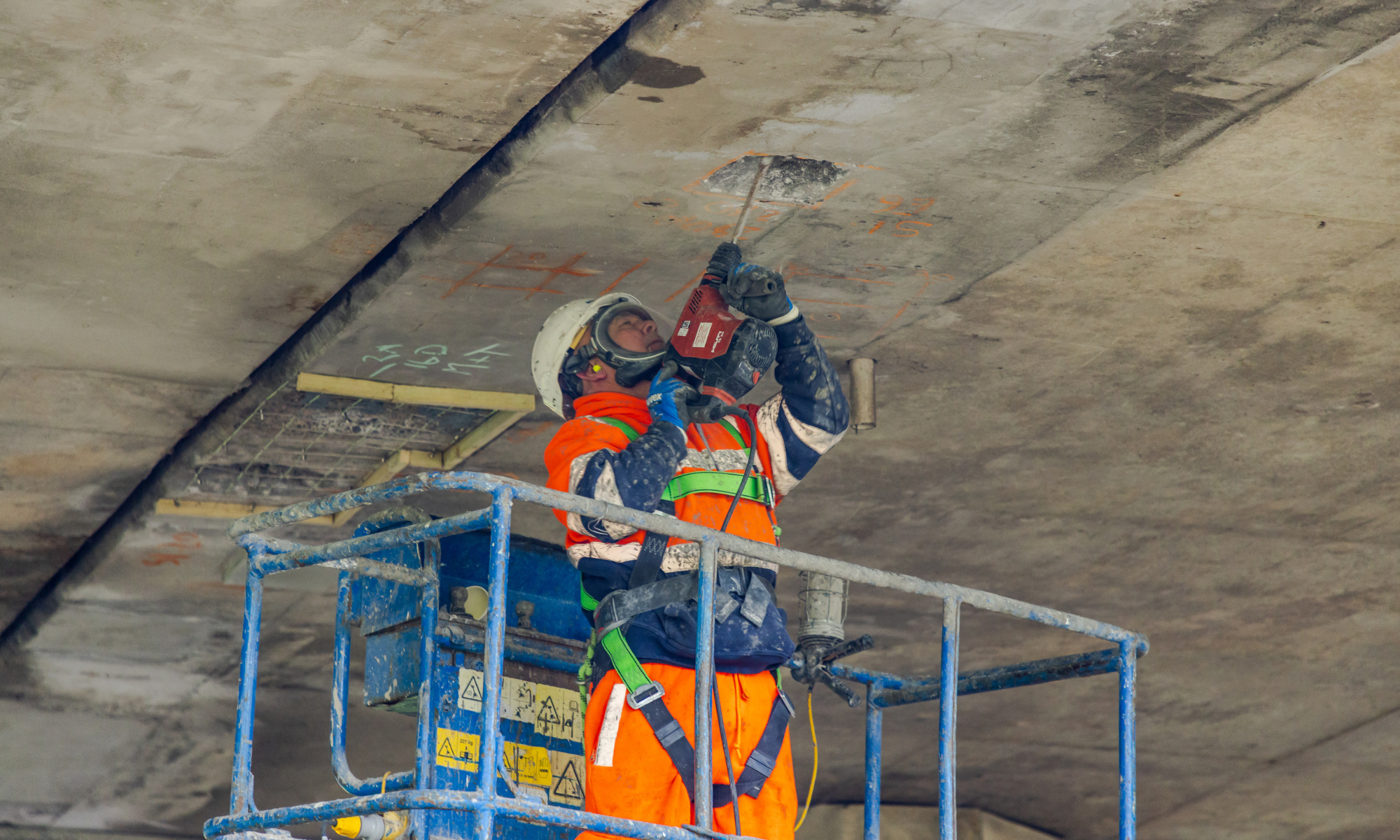 Concrete repairs on Central Motorway project